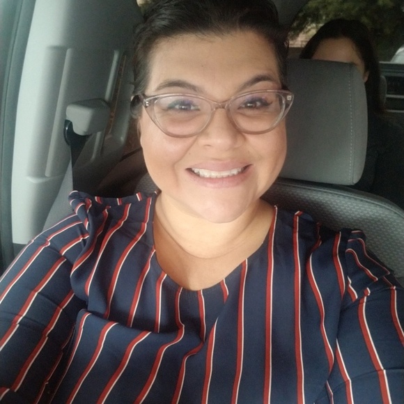 Meet your Posher, Monique - Picture 1 of 1